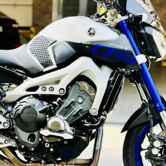 Yamaha MT09