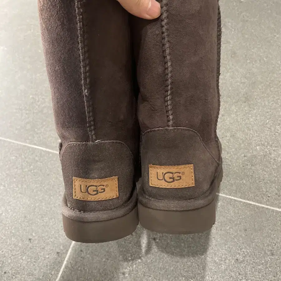 UGG 미국 어그 숏 초코브라운 220