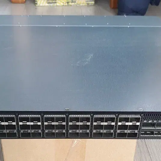 멜라녹스 SX1410 스위치 - 40G 12포트, 10G 48포트