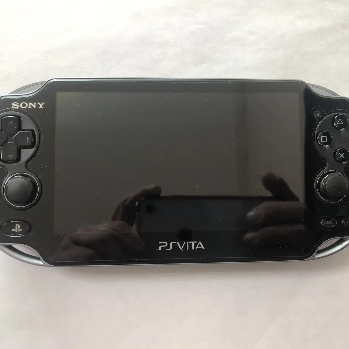 최상품  PS Vita PCH-1005 세트로 분양합니다.