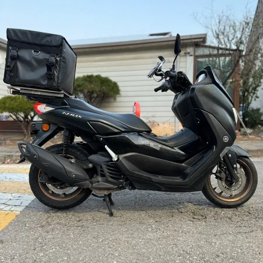 야마하 nmax125 22년식 컨디션 좋은차량 판매합니다.