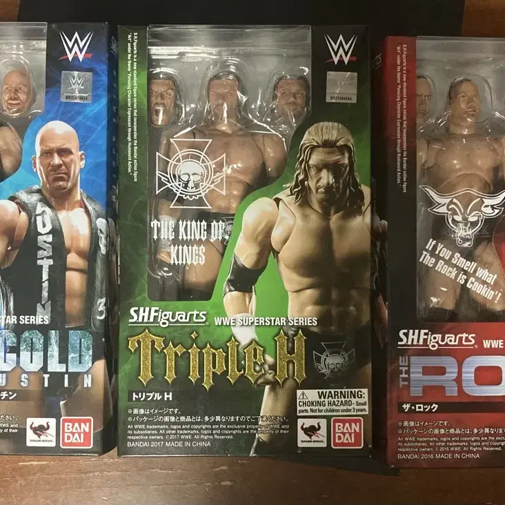 반다이 S.H.Figuarts WWE  스톤콜드 트리플H 더락