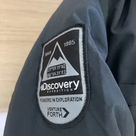 Discovery 디스커버리 덕다운 블랙 패딩 90