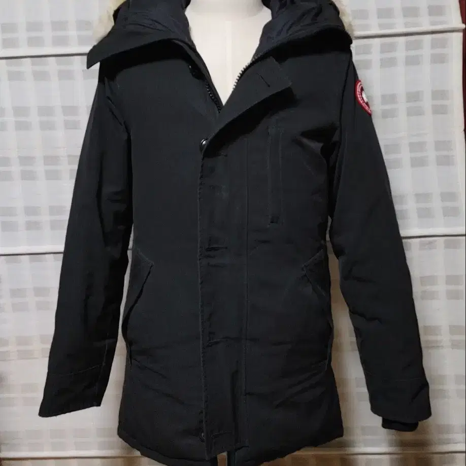 (CANADA GOOSE) 캐나다구스 샤토 블랙 XS (95~100)