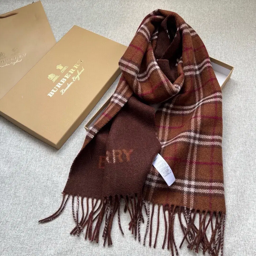 Burberry   망토