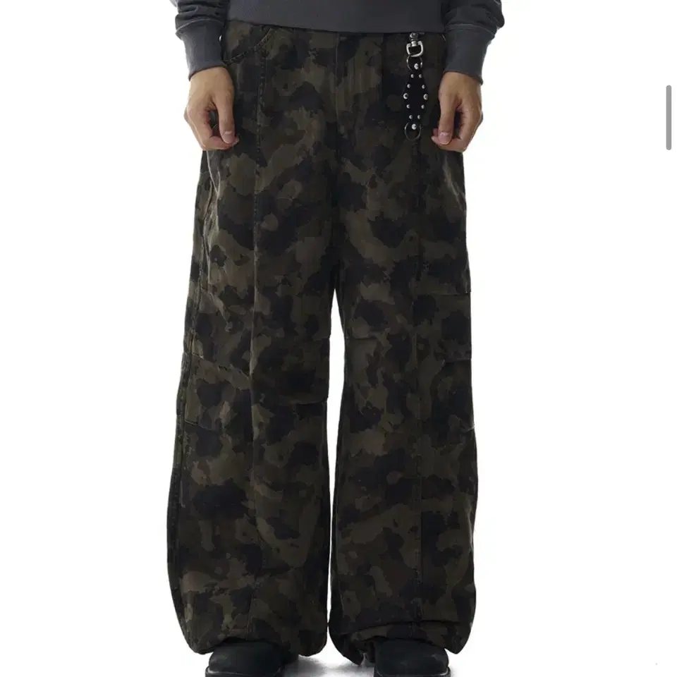 새상품) 아캄 트윌 카모 팬츠 Pintuck Camouflage pant