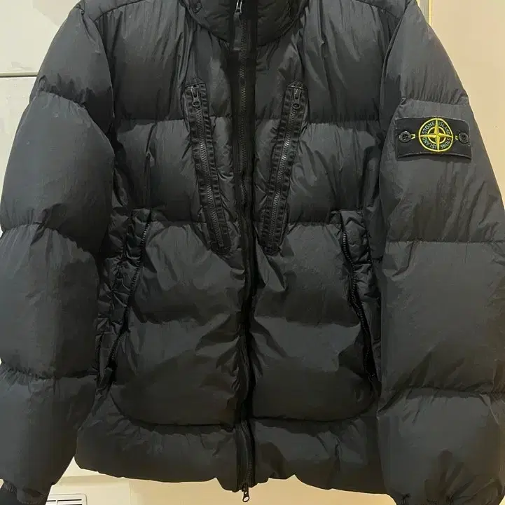 22fw 스톤아일랜드 크링클랩스 패딩 2xl (새상품급)