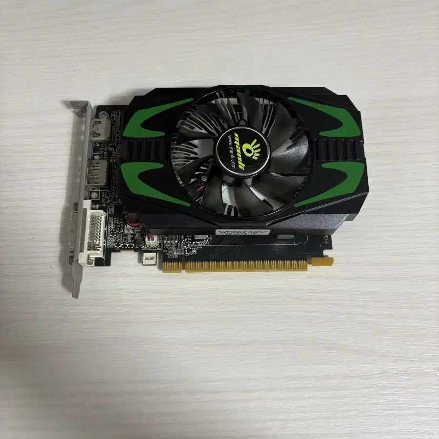 중고 지포스 GTX750 1G 그래픽카드 판매합니다