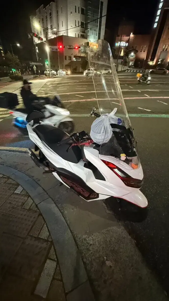 Pcx125 21년식