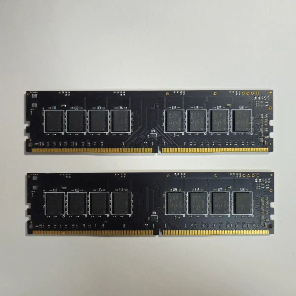 컴퓨터부품 램 ddr4 8x2 16gb