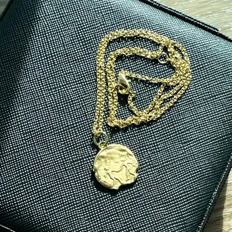 18k 별자리 코인 목걸이