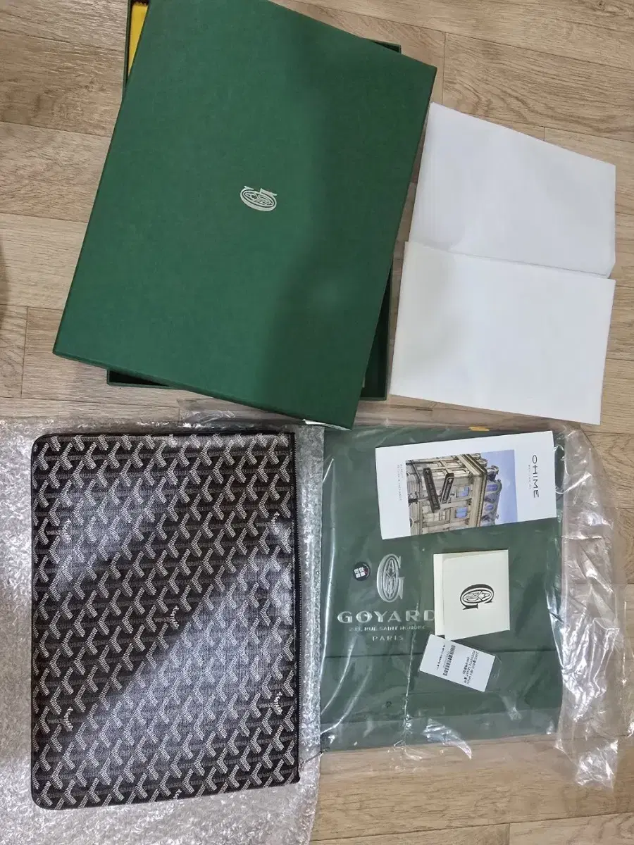 고야드 클러치 세나 MGM POCHETTE SENAT 블랙 팝니다.