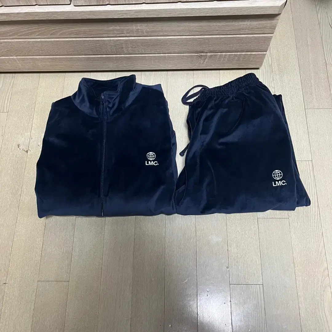 (L,1SIZE) LMC OG 벨루어 트랙세트