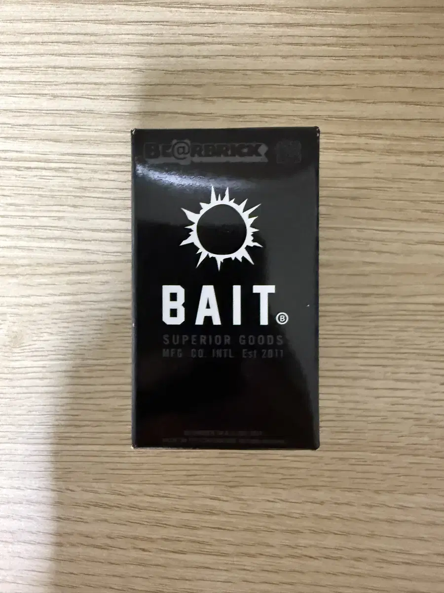 베어브릭 100% 베이트(BAIT)