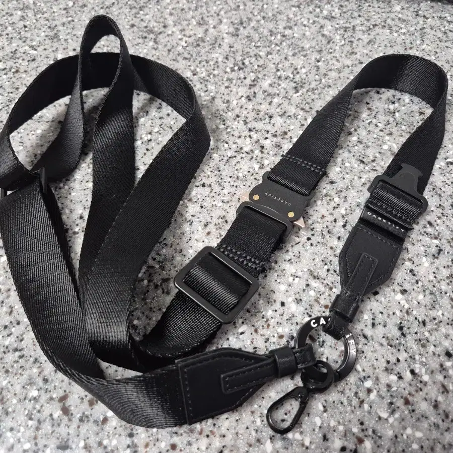 케이스티파이 스트랩 2-in-1 Utility Lanyard