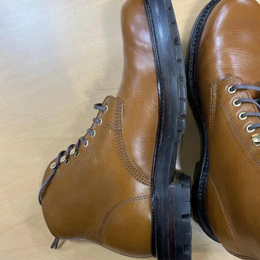 그랜트스톤 baroda boots saddle tan 6D 팝니다