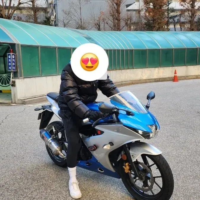 스즈키 gsx-r125 써론대차