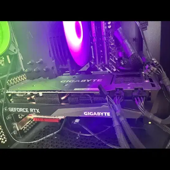 게이밍 컴퓨터 RTX 3070 팝니다