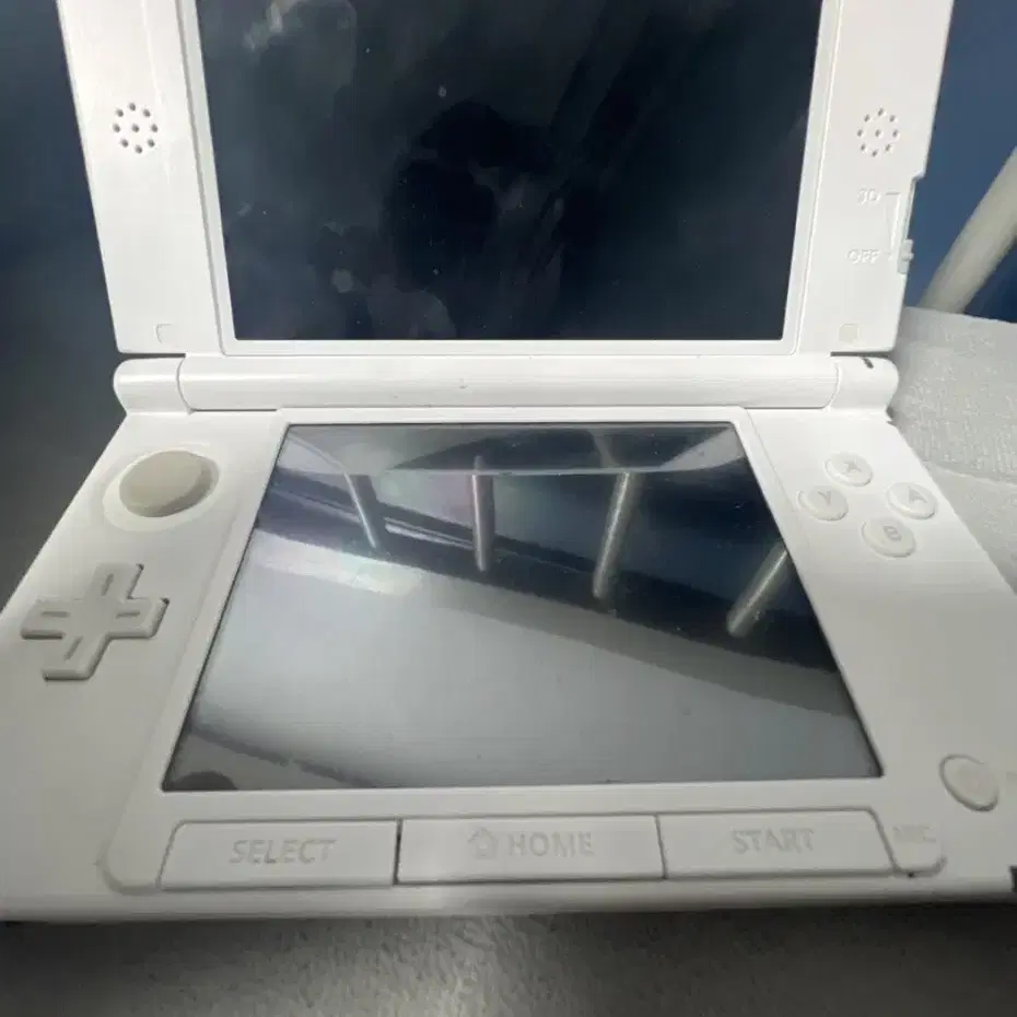 닌텐도 3DS XL 화이트(동물의숲 칩+충전기)