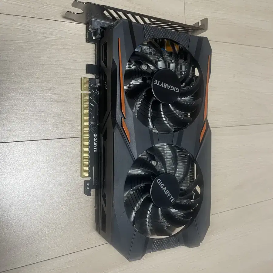 Gtx1050 그래픽카드