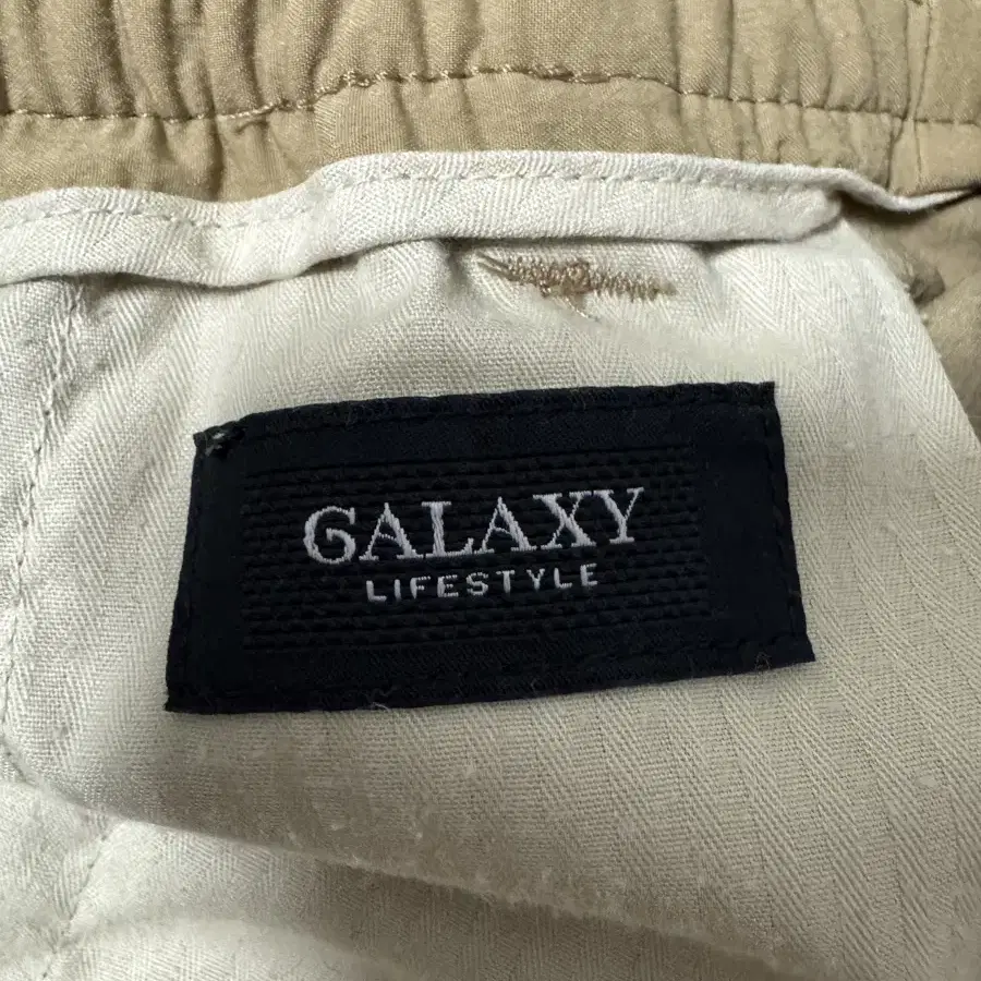 GALAXY LIFESTYLE 스트레치 반바지 80사이즈