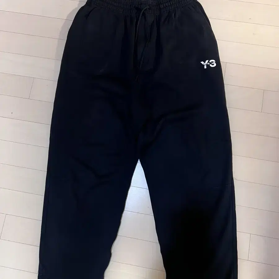 Y-3 스웻팬츠 블랙