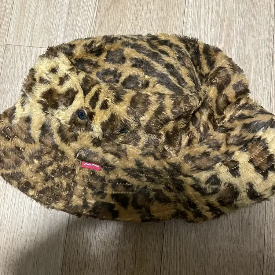 (M/L) 슈프림 레오파드 버킷햇 supreme leopard fur