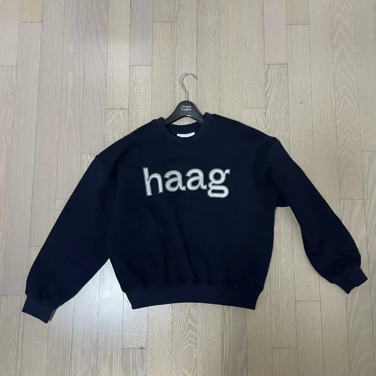 헤이그 a birthday sweatshirt (navy)