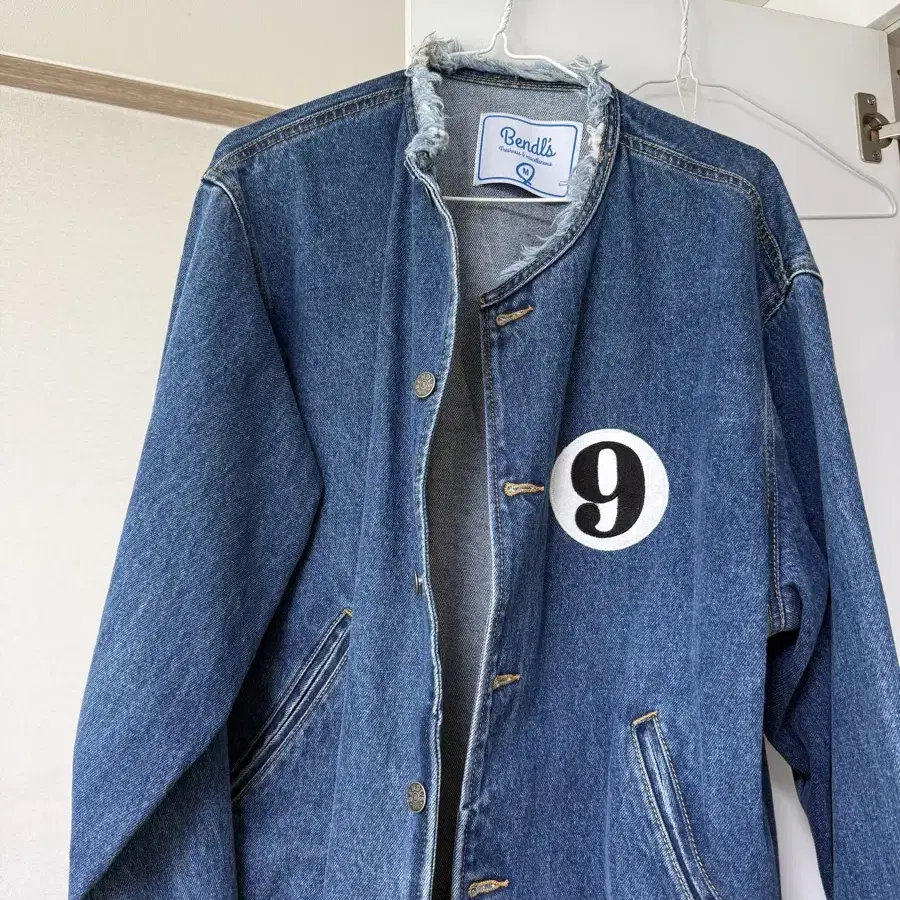 벤들스 DENIM VARSITY JACKET