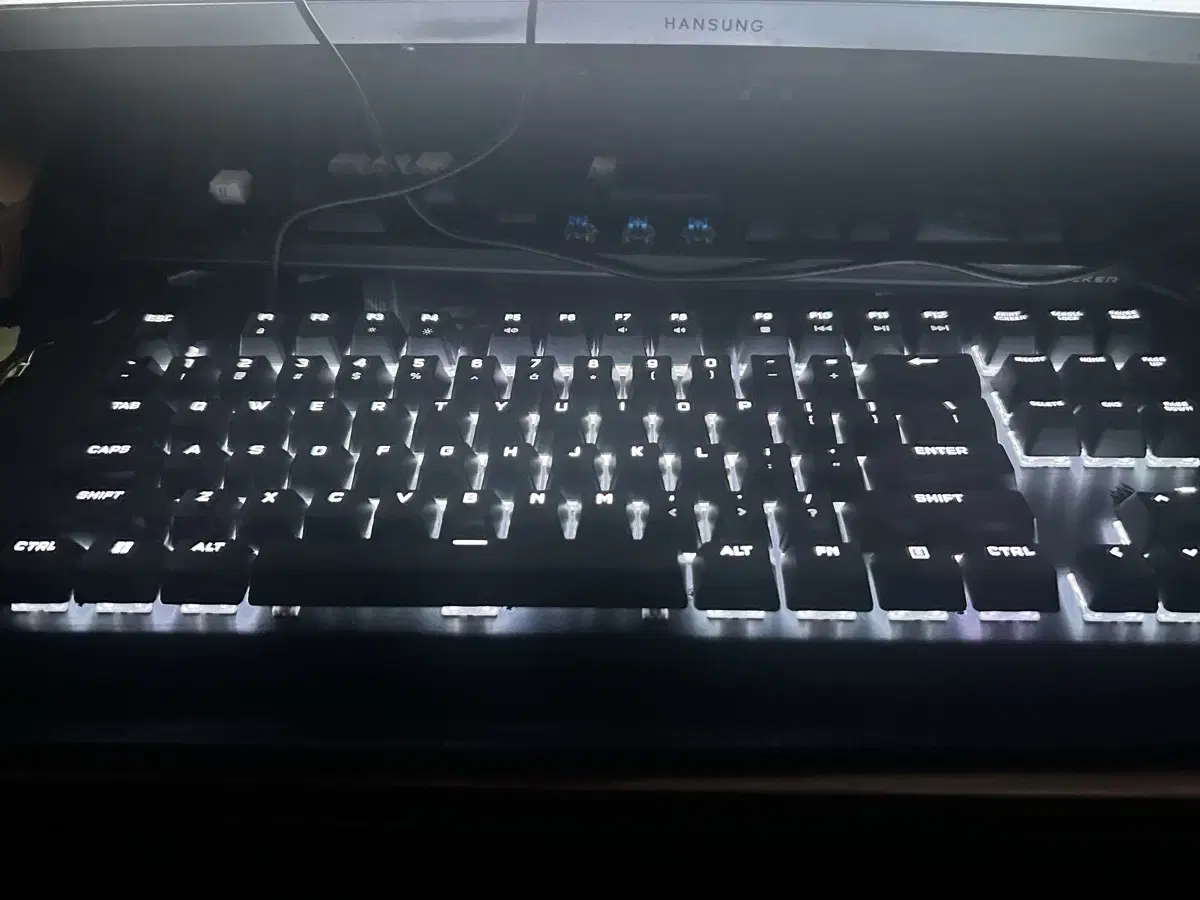 커세어 k60 pro tkl opx