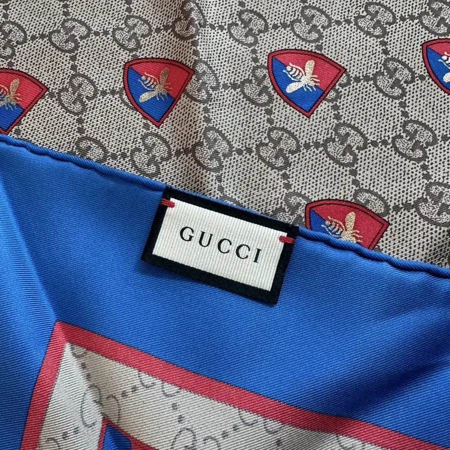 GUCCI 구찌 스카프