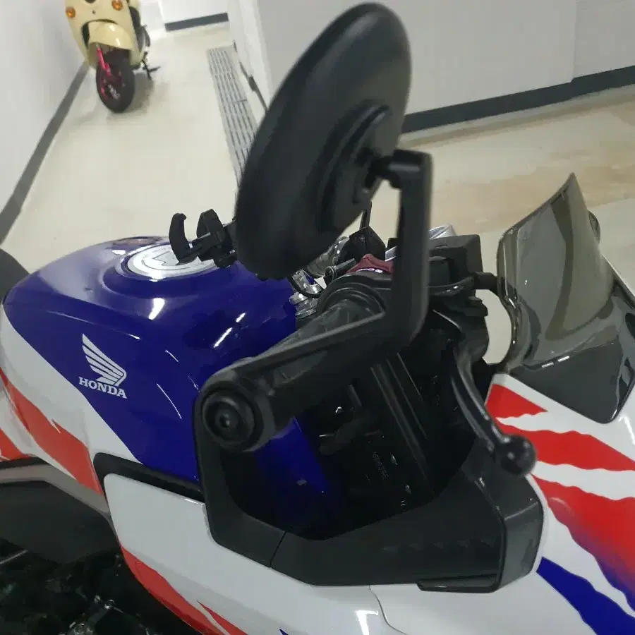 cfmoto xo-1 혼다 cbr400커스튬 판매합니다.