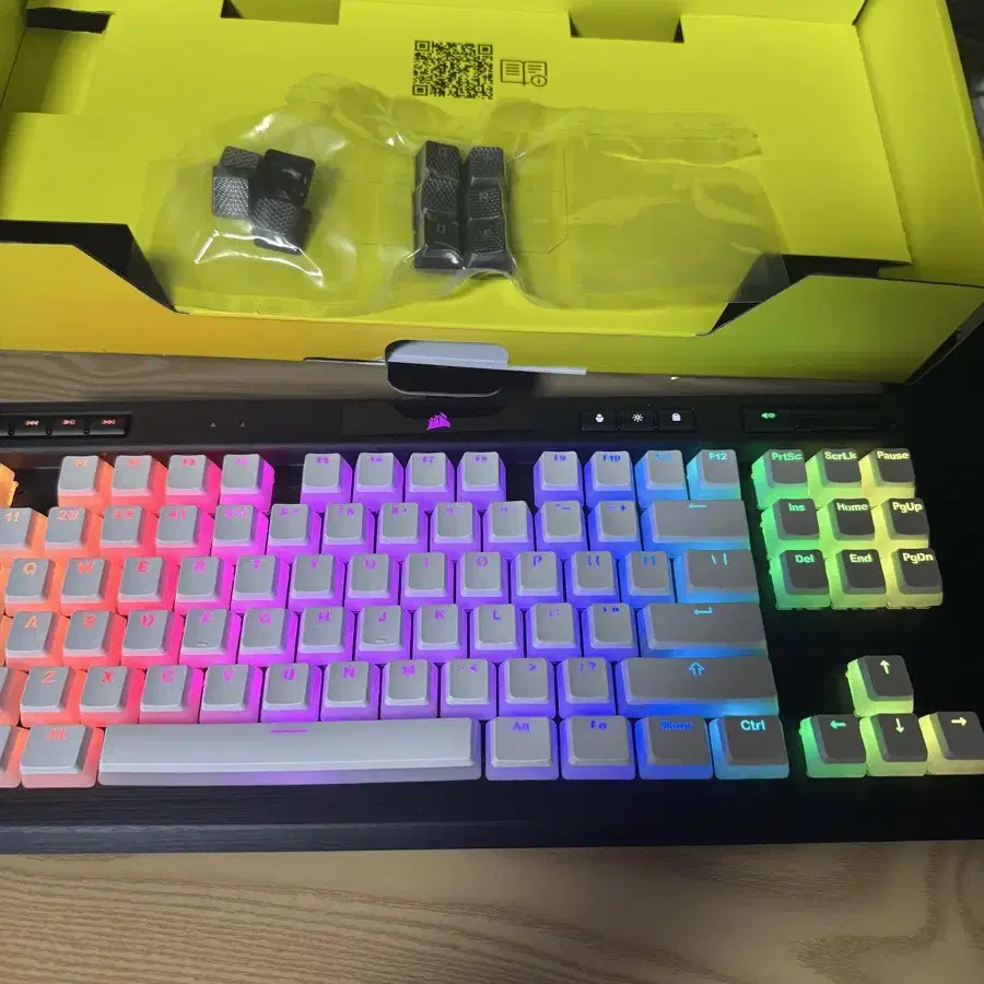 커세어 k70 rgb tkl 저소음적축