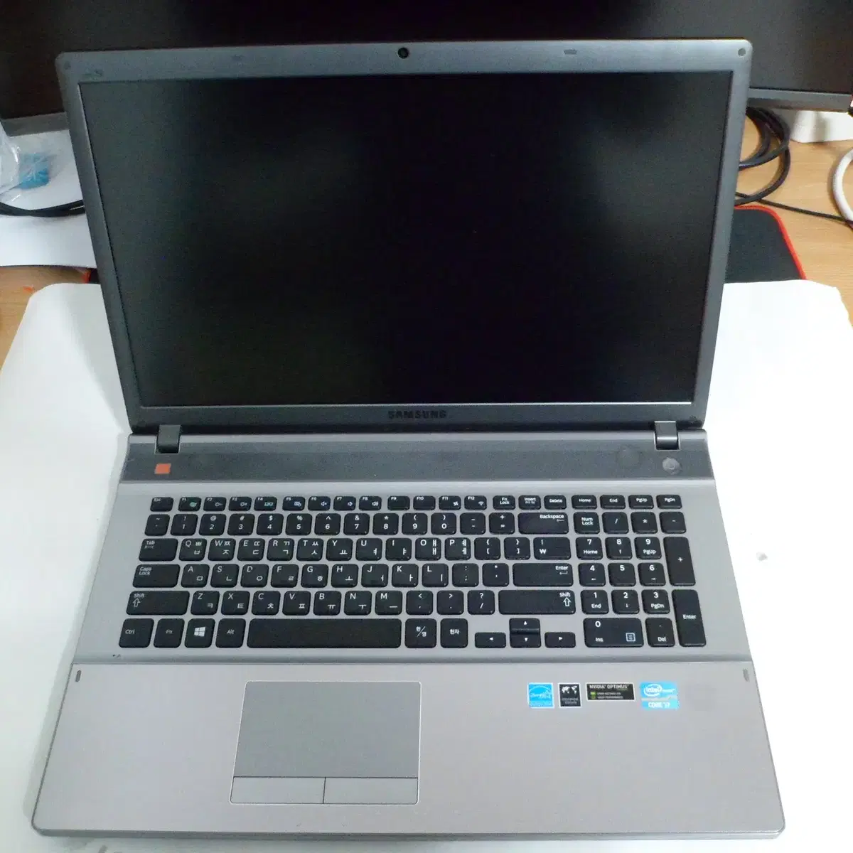 삼성 NT550P7C (I7/ 16G/ 256G ) 17.3인치 노트북