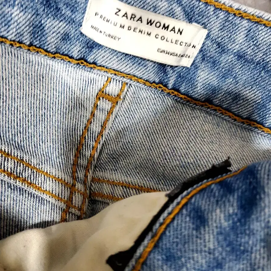 ZARA(자라) 세미와이드 데님팬츠