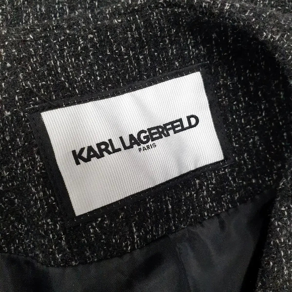 빈티지 만원샵 KARL LAGERFELD 블랙 트위드자켓