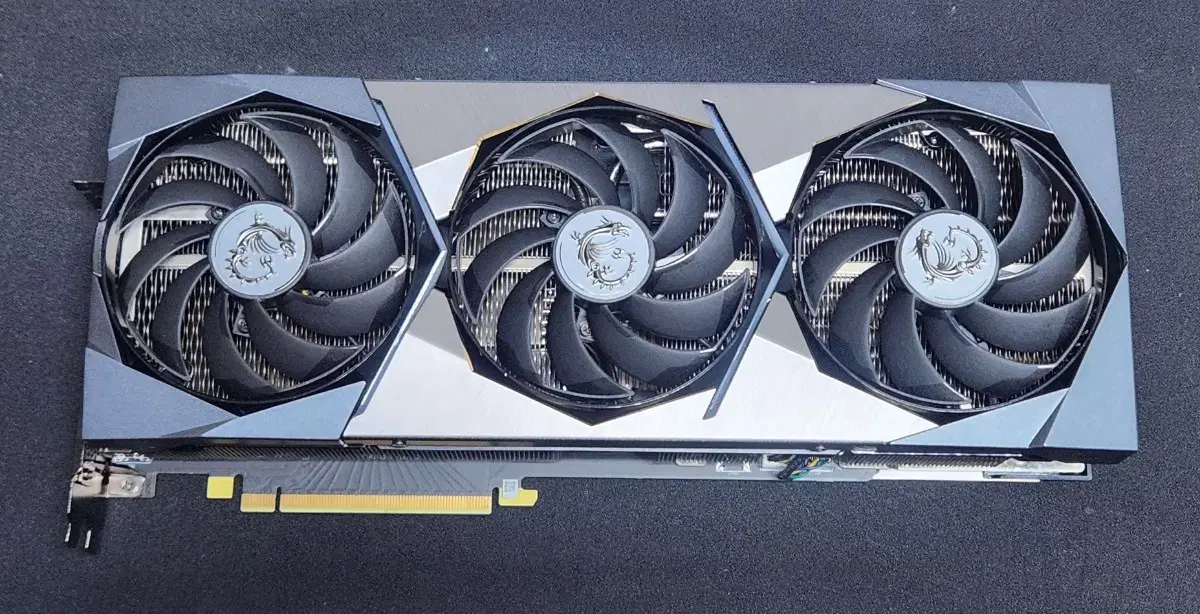 MSI 지포스 RTX 3070 Ti 슈프림 X D6X 8GB