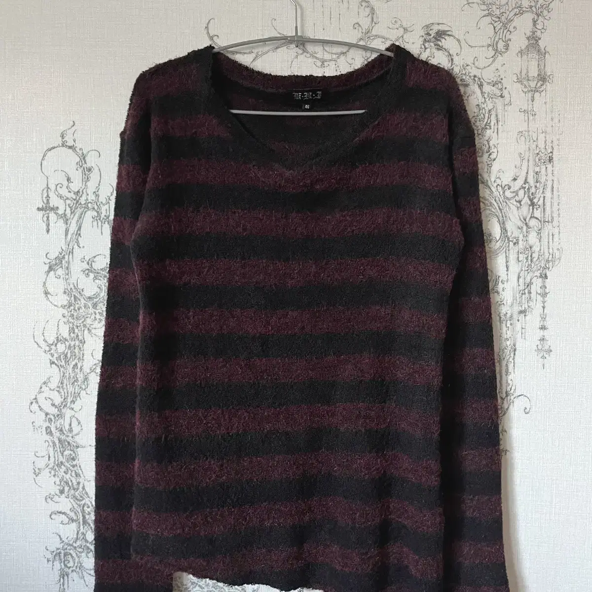 stripe unbalance knit T