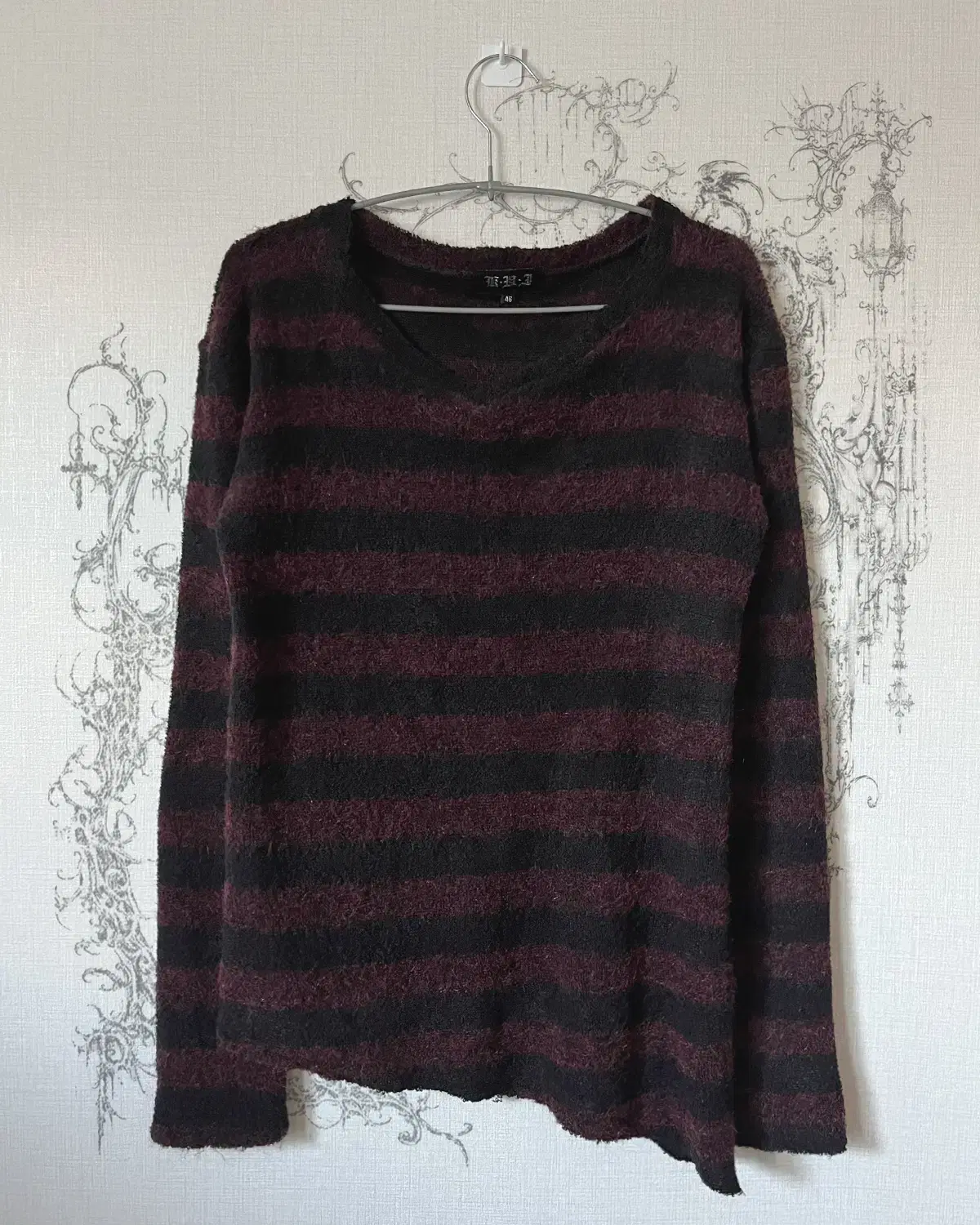 stripe unbalance knit T