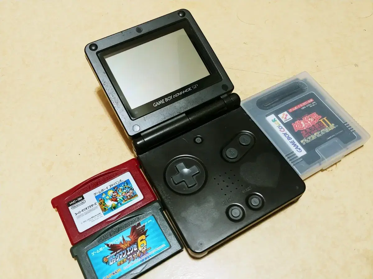 GBA SP 게임보이 어드밴스SP 순정 본체 블랙+게임 3개 (충전기X)