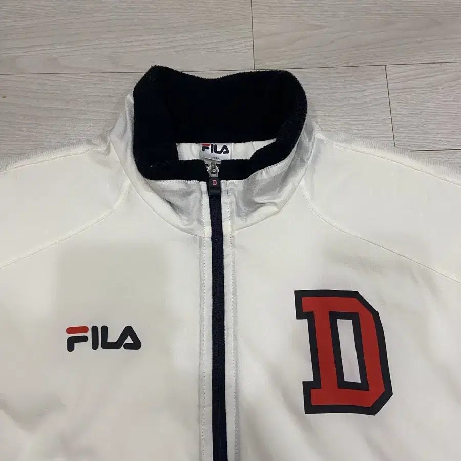 (FILA) 두산베어스 어센틱 동계 누빔 바람막이 105호