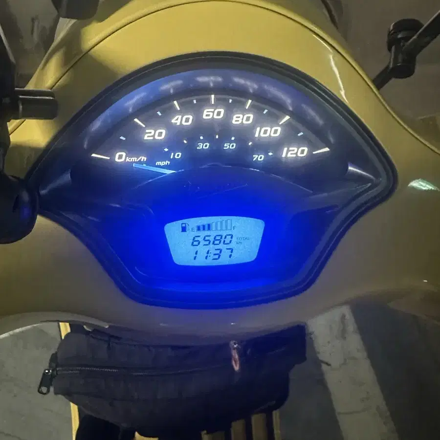 베스파 Lx125 판매합니다!