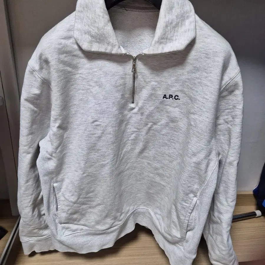 a.p.c 아페쎄 반집업 하프집업 xl 105