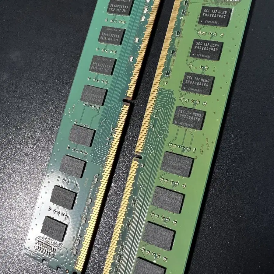 삼성 데스크탑 메모리 DDR3-4G (양면 램) X 2개