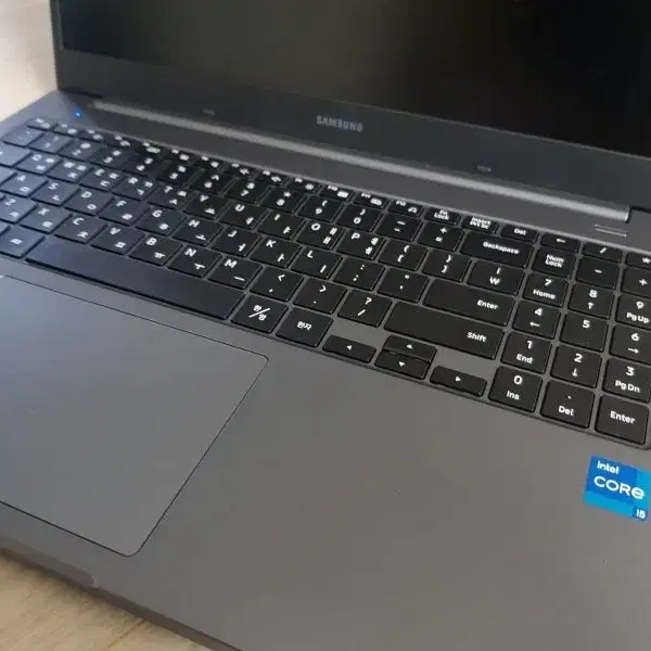 삼성 노트북  NT550XDA