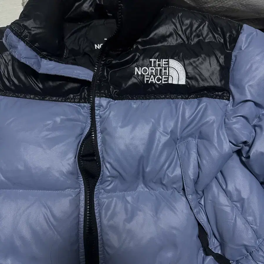 (xs)노스페이스 숏 눕시 크롭 TNF 해외판 700