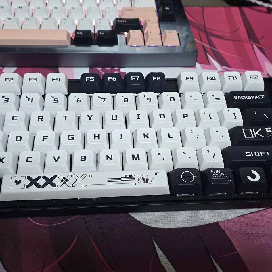 스틸시리즈 Apex pro TKL 풀박스+추가 키캡 판매합니다.