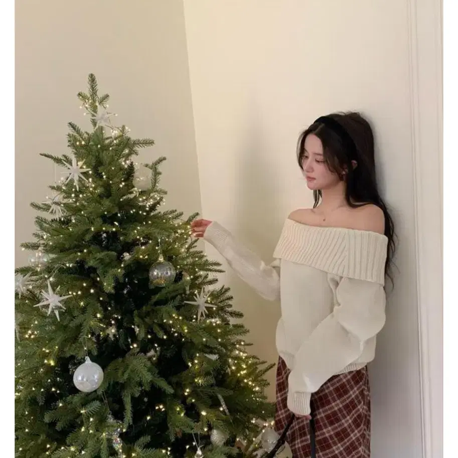 [제니오] santa off shoulder knit 산타 오프숄더 니트