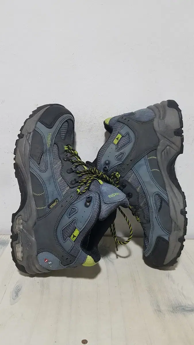 택포 270~275 A급 TREKSTA GORE-TEX 트레킹 중등산화!