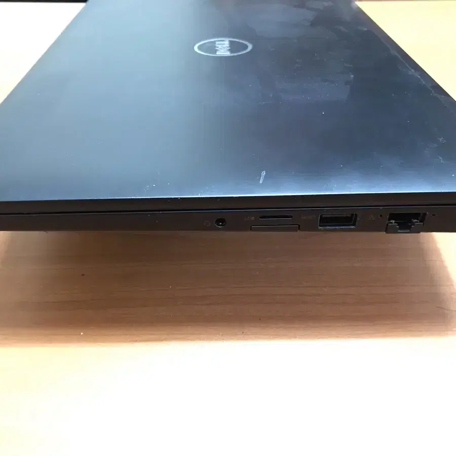 Dell 노트북 I7 6세대 래티튜드 7480입니다